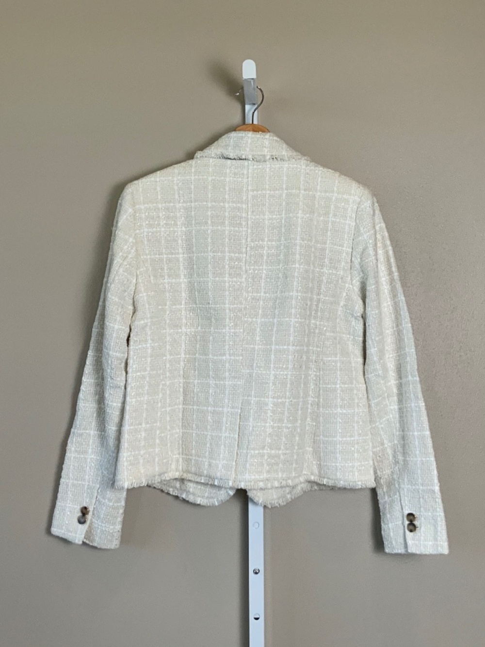 Ann Taylor The Newbury Blazer in Tweed - Picture 9 of 16